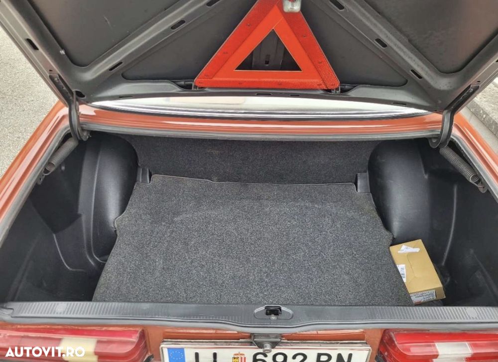 Mercedes-Benz W123 - 8