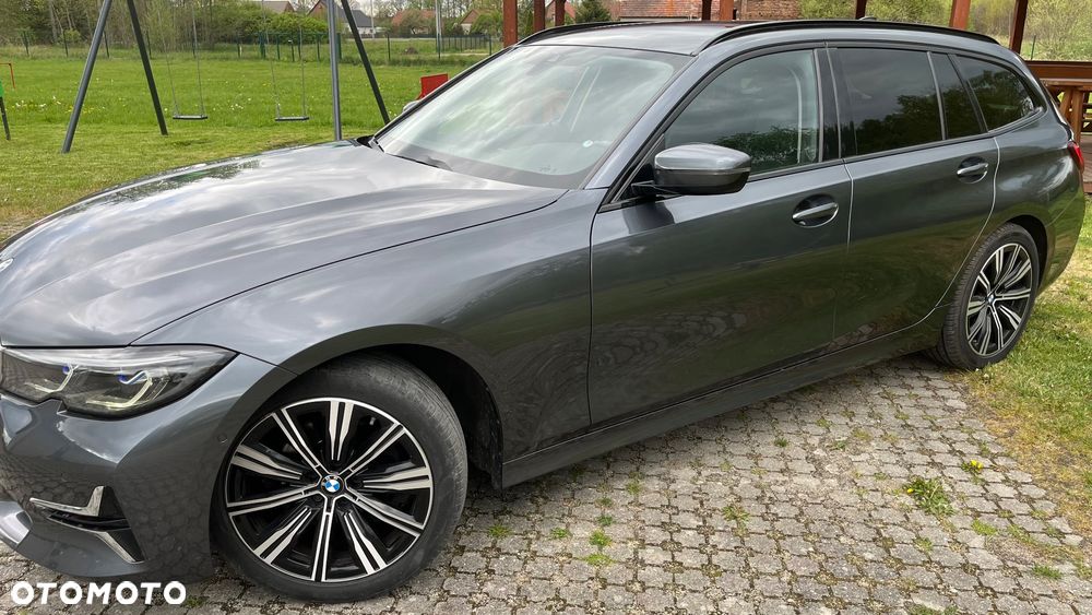 BMW Seria 3 320d Luxury Line Purity sport - 4
