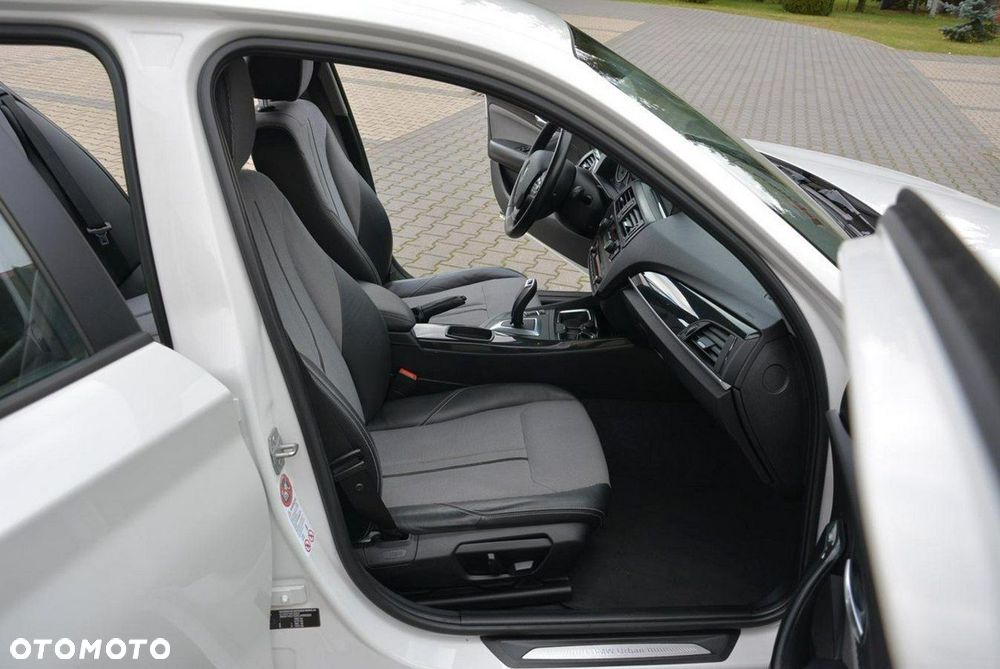 BMW Seria 1 125i Sport-Aut Urban Line - 18