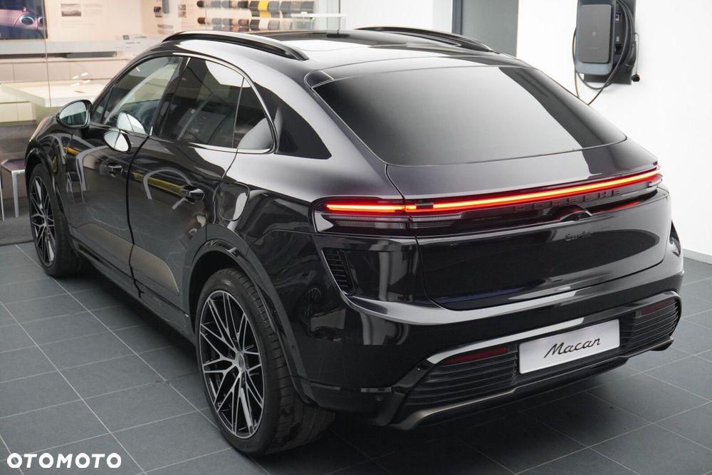 Porsche Macan - 12