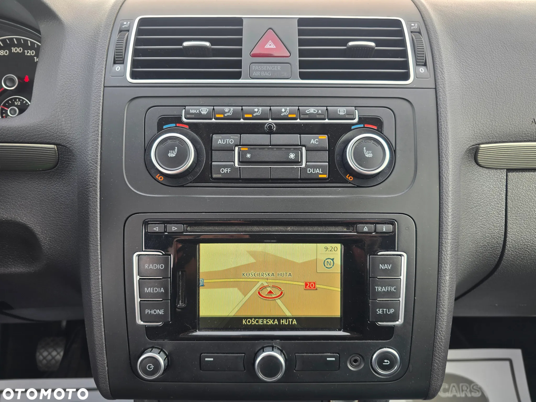 Volkswagen Touran 2.0 TDI Trendline - 11