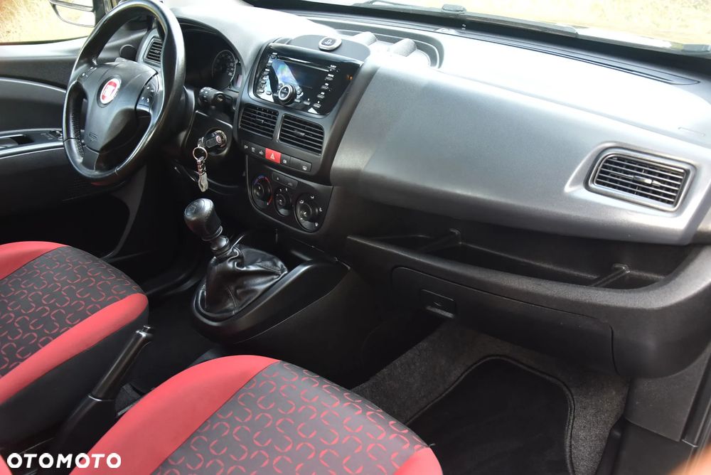 Fiat Doblo - 23