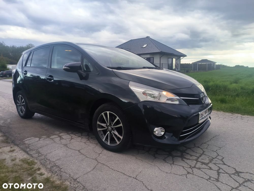 Toyota Verso - 10