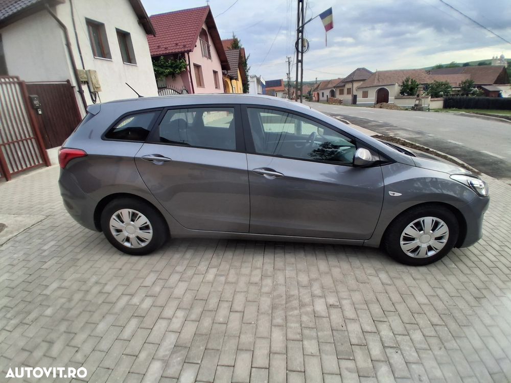 Hyundai i30 1.4 CRDi Comfort - 8
