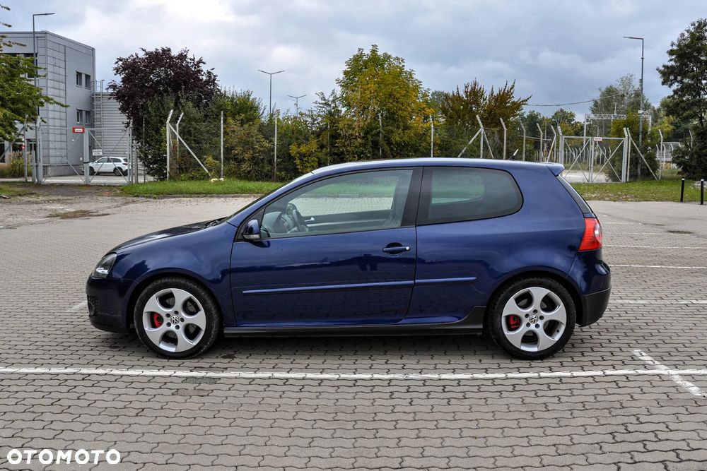 Volkswagen Golf V 2.0 TSI GTI - 2