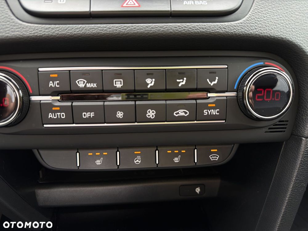 Kia XCeed 1.6 T-GDI Prestige Line DCT - 24
