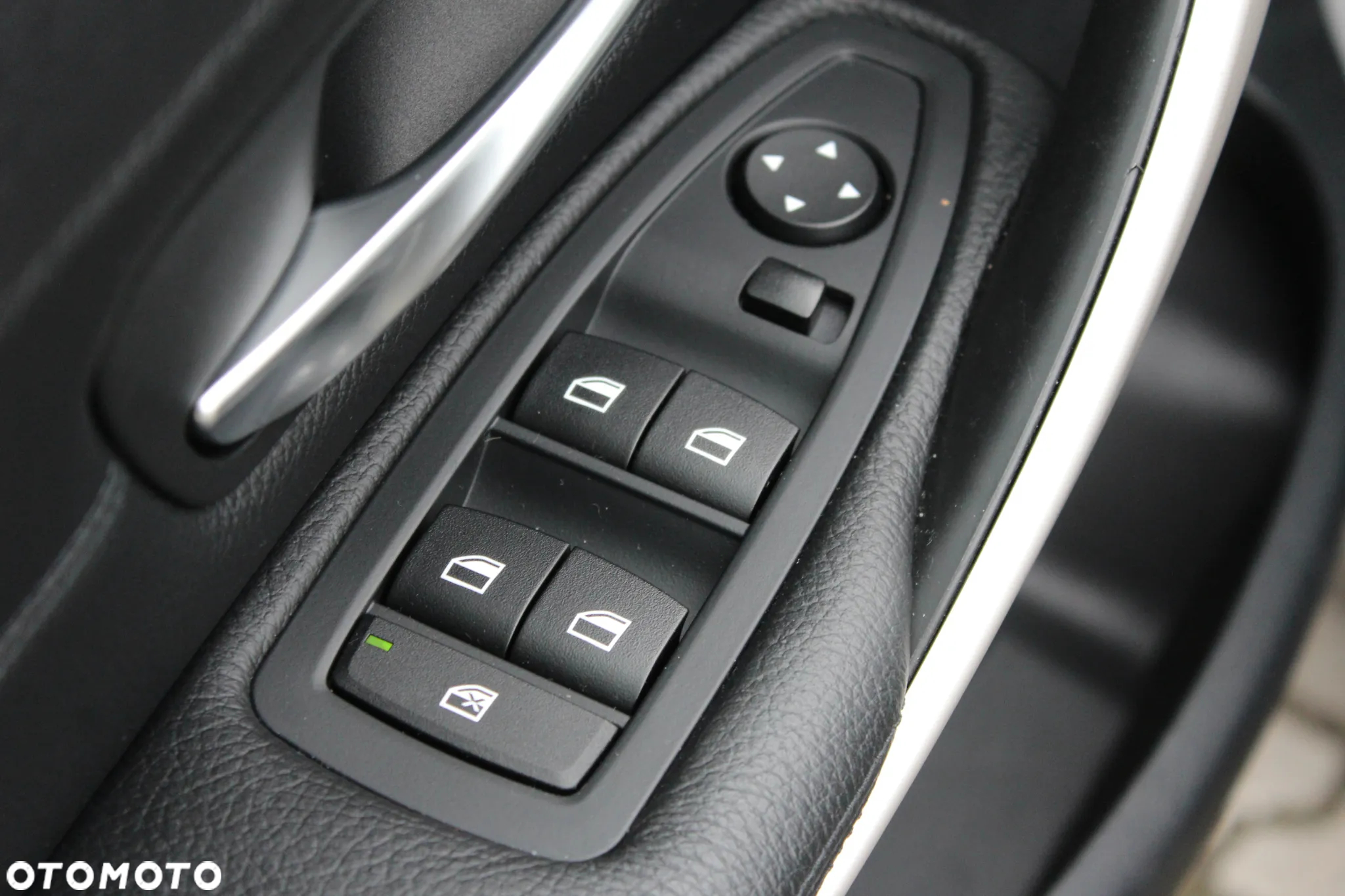 BMW Seria 3 320d Efficient Dynamics - 13