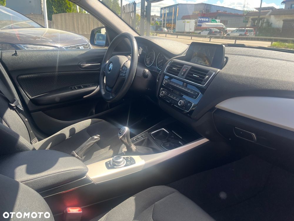 BMW Seria 1 116i Edition Metropolitan - 11