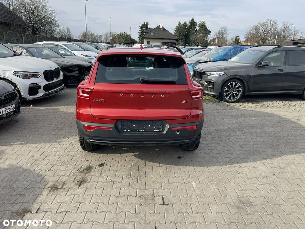 Volvo XC 40 B4 B AWD Geartronic RDesign - 7