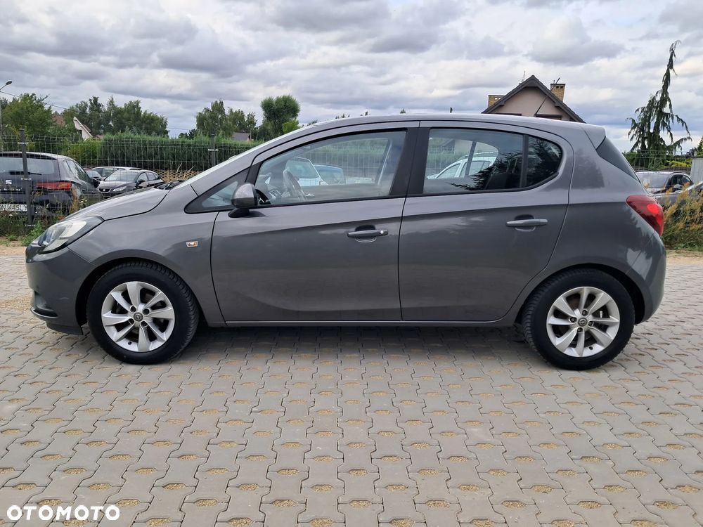 Opel Corsa 1.4 16V Cosmo - 4