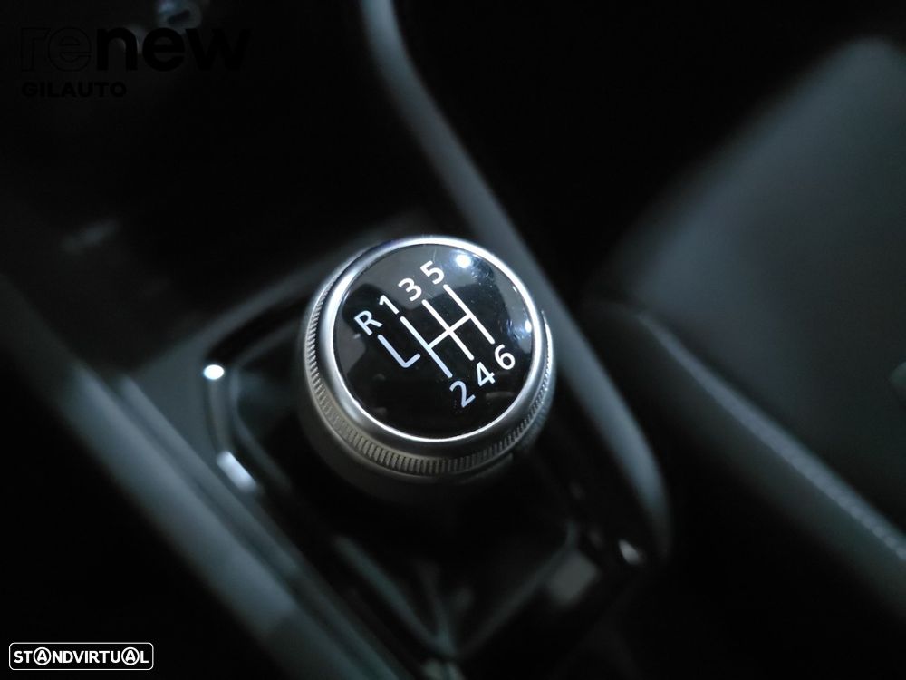 Renault Clio 1.0 TCe Evolution Bi-Fuel - 16