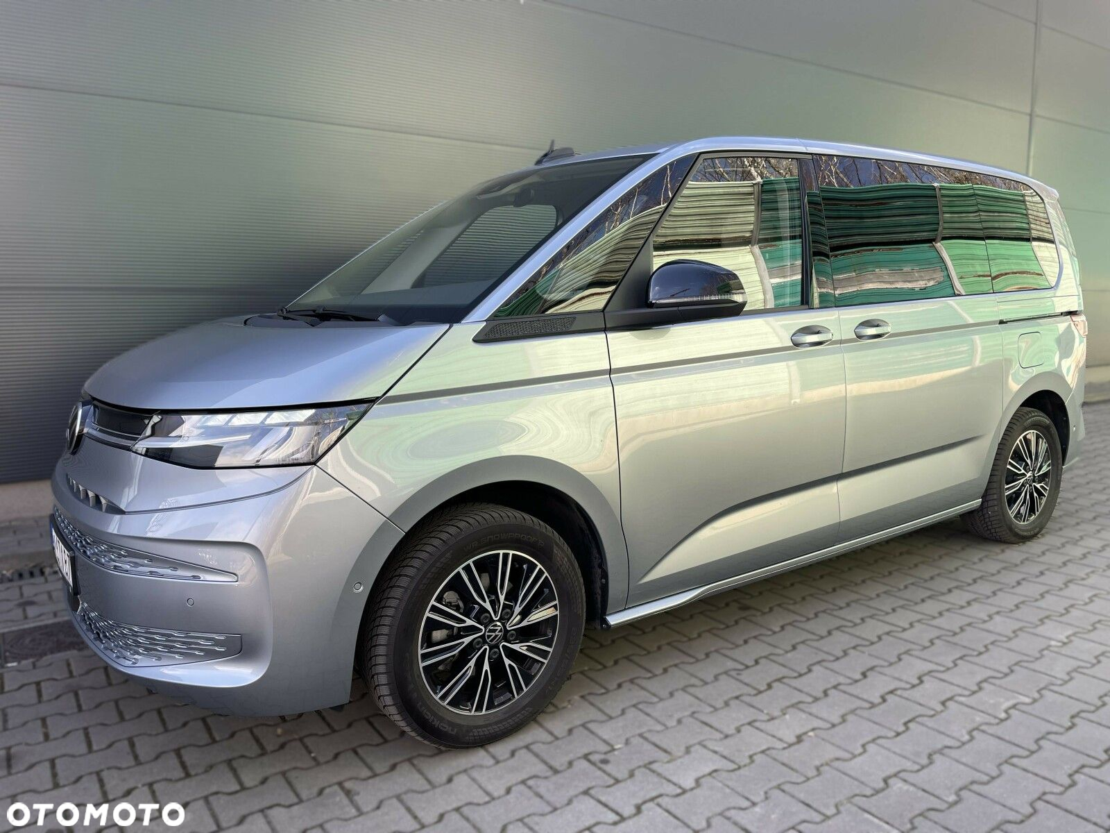 Volkswagen Multivan - 9