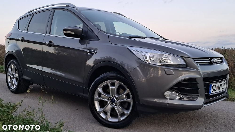 Ford Kuga 2.0 TDCi 4x4 Titanium - 4