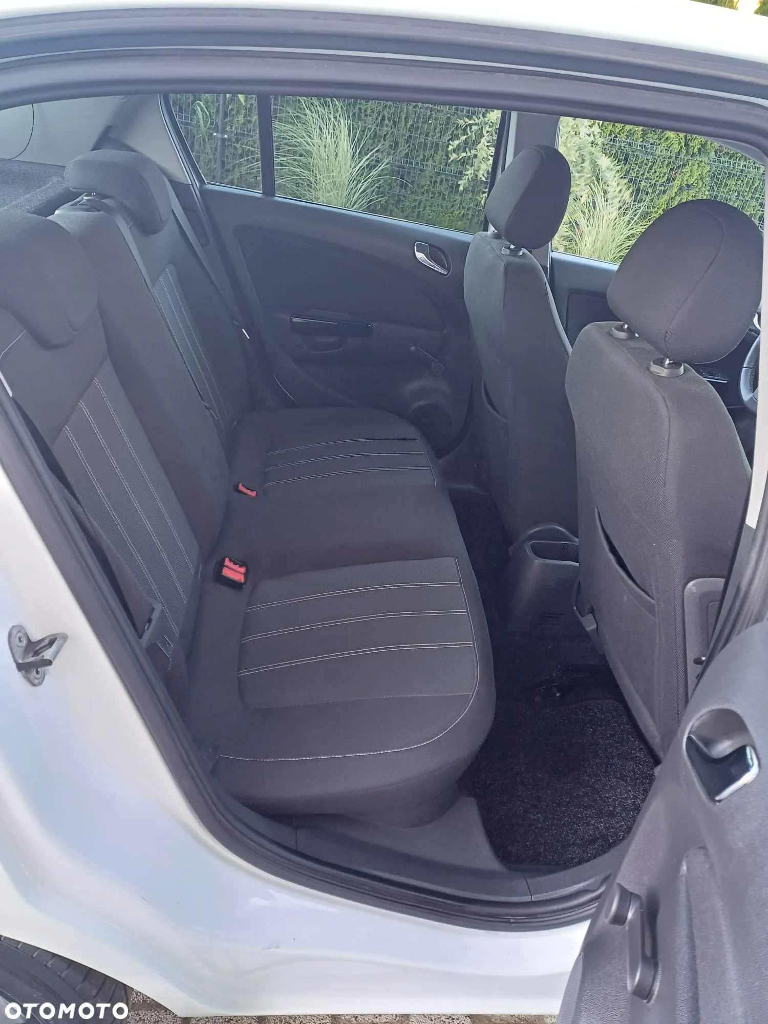 Opel Corsa 1.4 16V Sport - 39