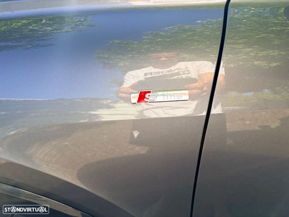 Audi Q4 e-tron 45 82 kWh SE Business - 25