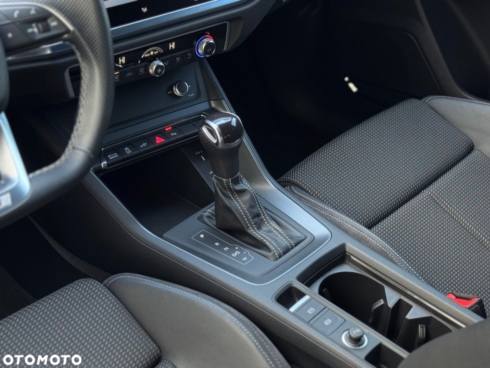 Audi Q3 Sportback - 11