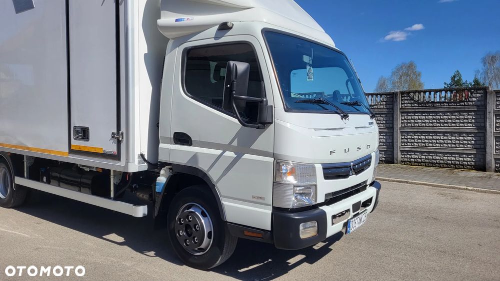 Mitsubishi Canter Fuso /Chłodnia/Mroźnia/kontener/ Izoterma/ Agregat Thermo King 450 e / Winda DHOLLANDIA 1500 KG / Mały przebieg tylko 91 tys Polski Salon ! - 9
