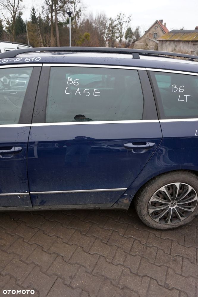 DRZWI TYLNE LEWE PASSAT B6 KOMBI LA5E  GRANATOWY VOLKSWAGEN 2005-2010 - 1