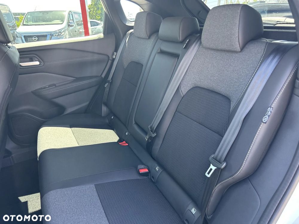 Nissan Qashqai 1.3 DIG-T MHEV N-Connecta Xtronic - 16