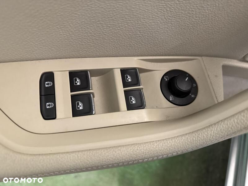 Skoda Superb 2.0 TSI L&K DSG - 12