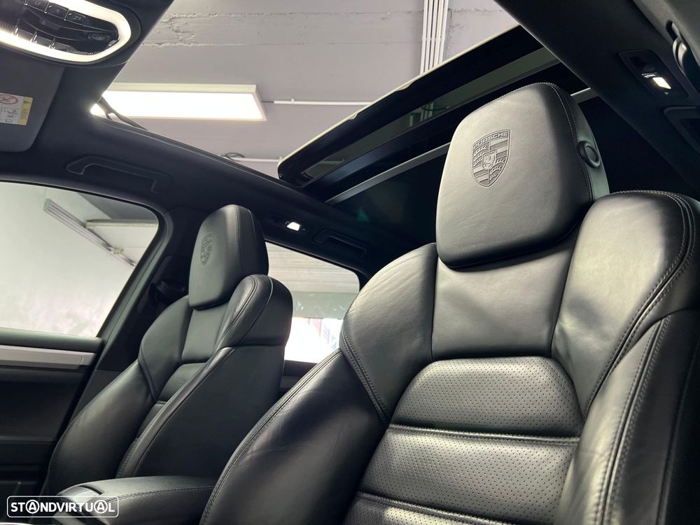Porsche Cayenne S E-Hybrid - 8
