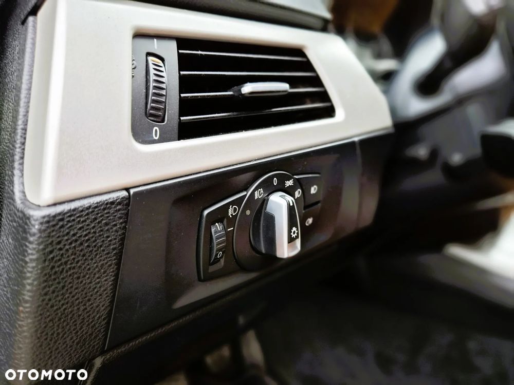 BMW Seria 3 - 23
