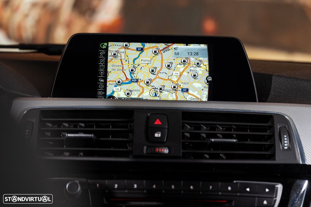 BMW 318 d Pack M Auto - 16