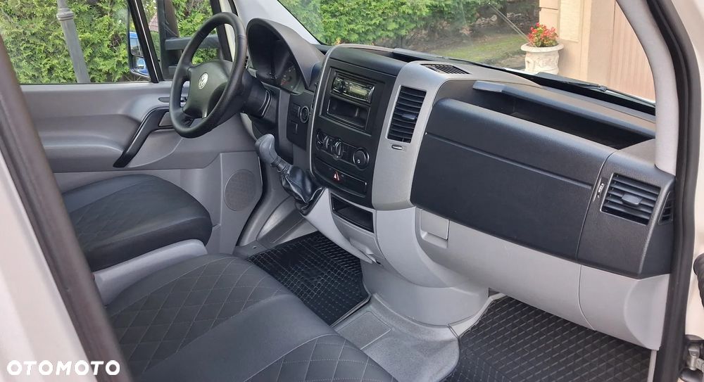 Volkswagen Crafter - 13