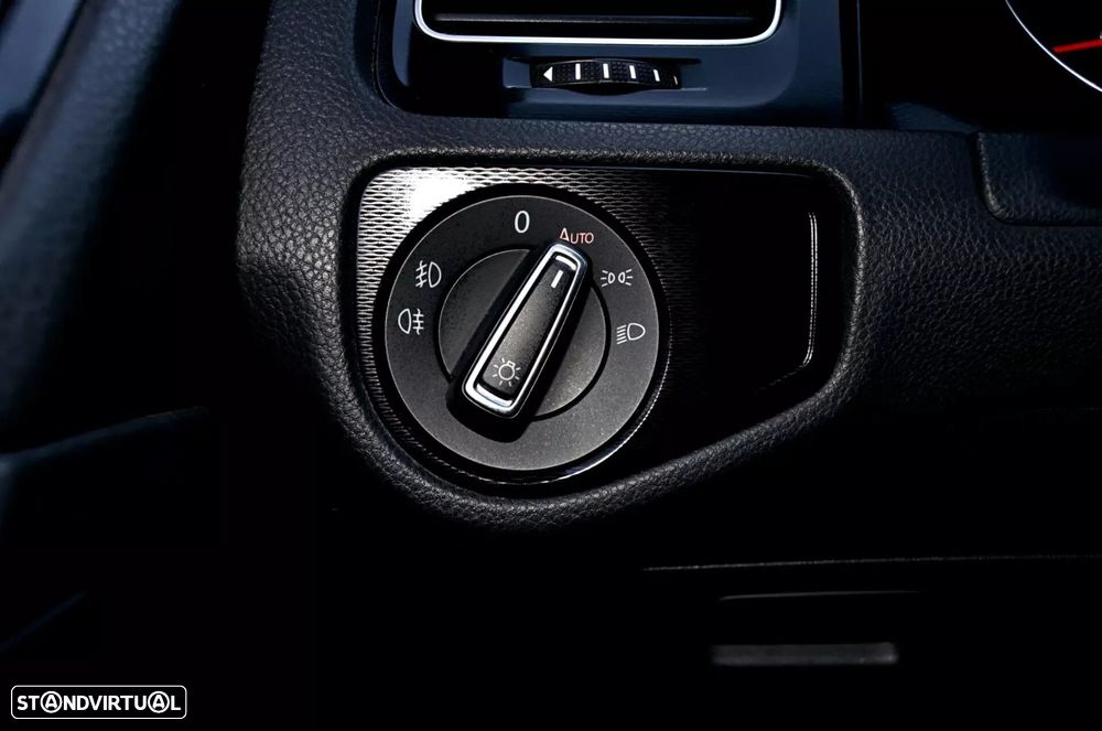 VW Golf Variant - 12