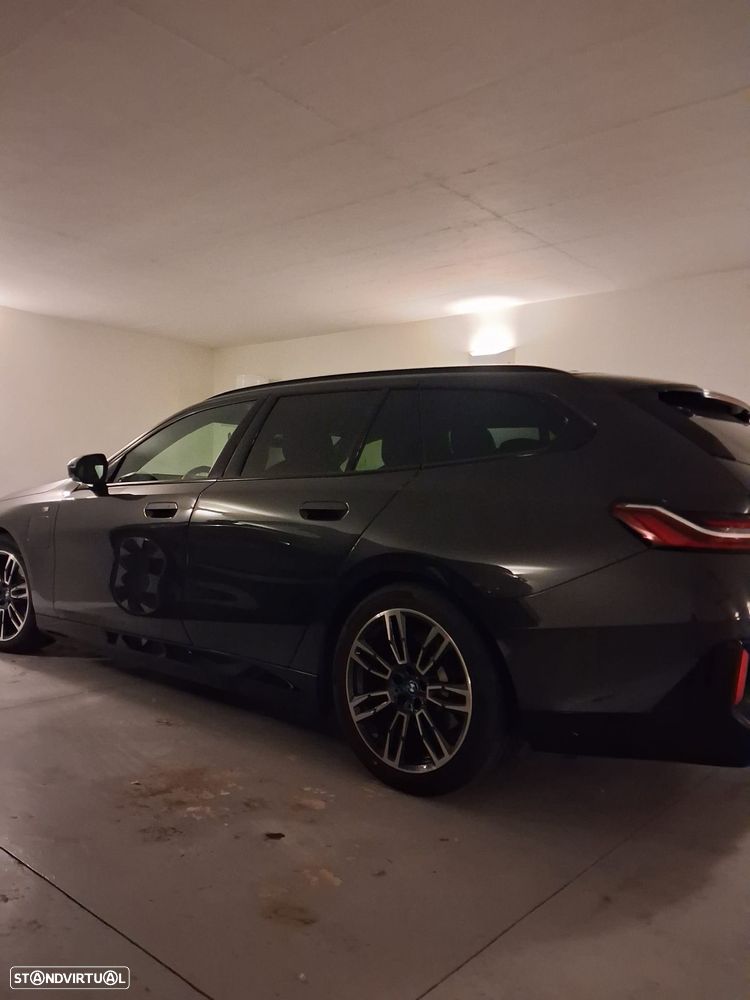 BMW 530 e Pack Desportivo M - 3