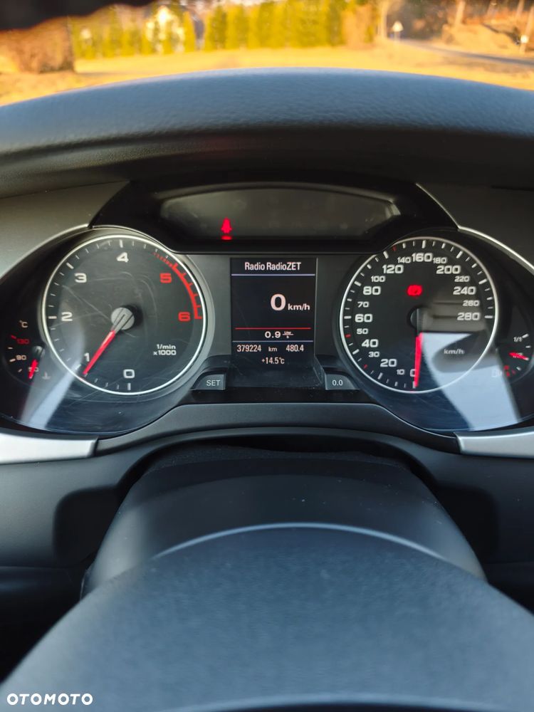 Audi A4 Avant 2.0 TDI - 9