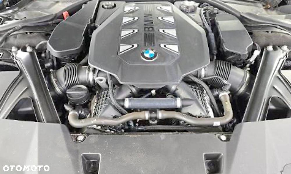 BMW Seria 7 - 10