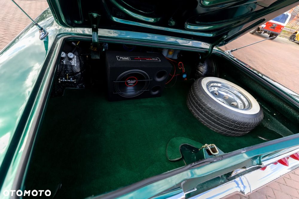 Chevrolet Impala - 38