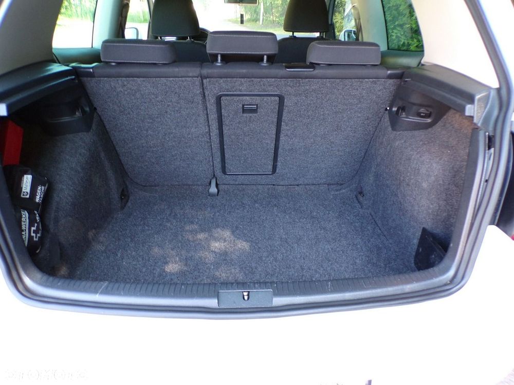 Volkswagen Golf - 27