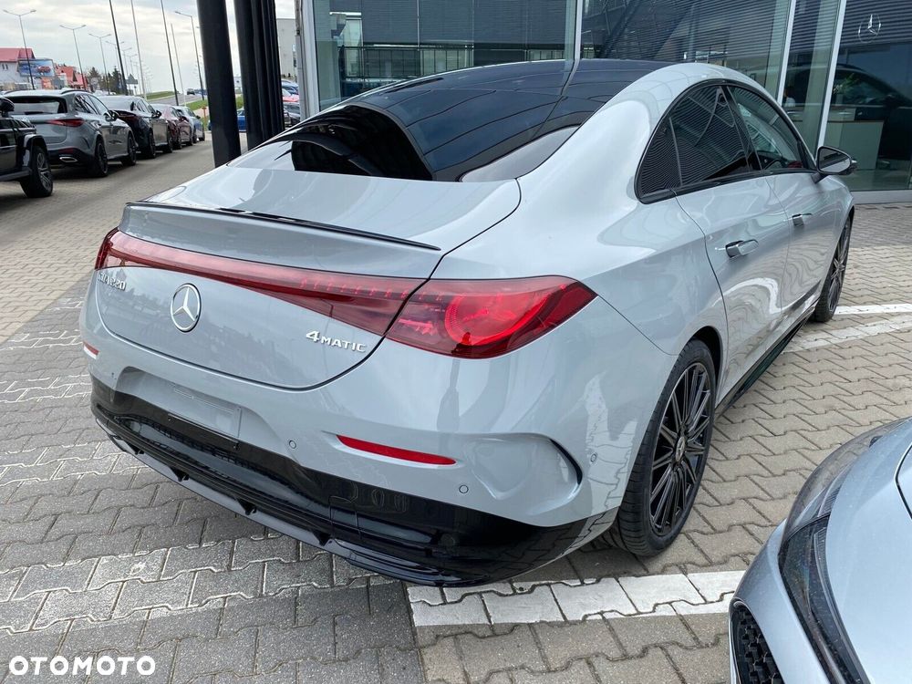 Mercedes-Benz CLA - 4