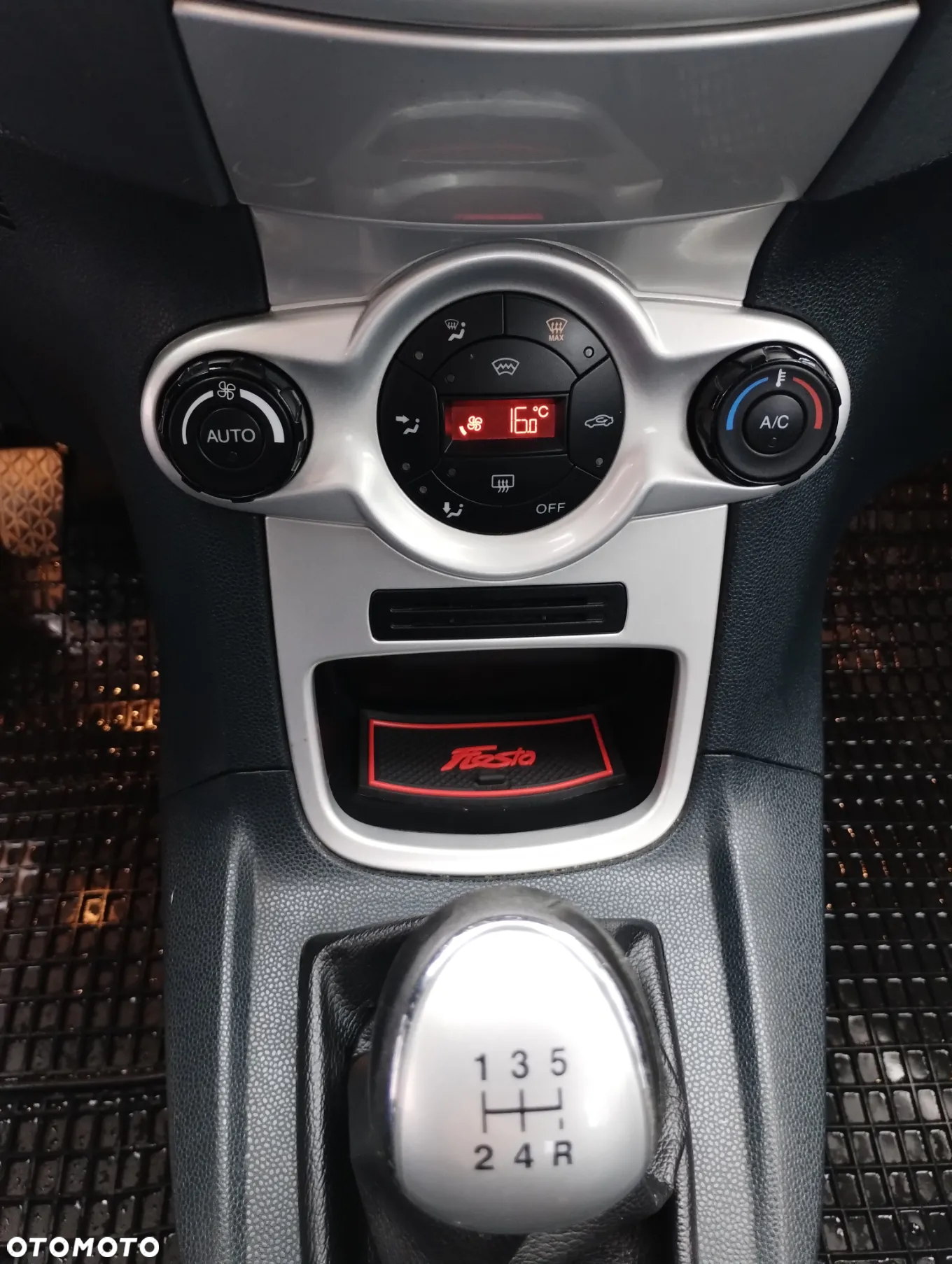 Ford Fiesta 1.25 Titanium - 10
