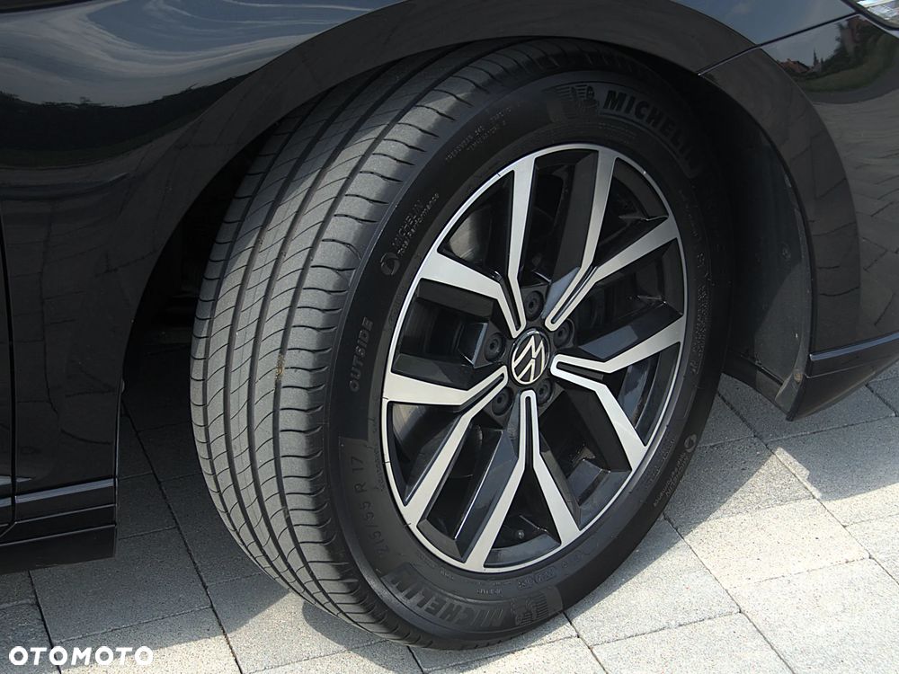 Volkswagen Passat 2.0 TDI SCR Style DSG - 9