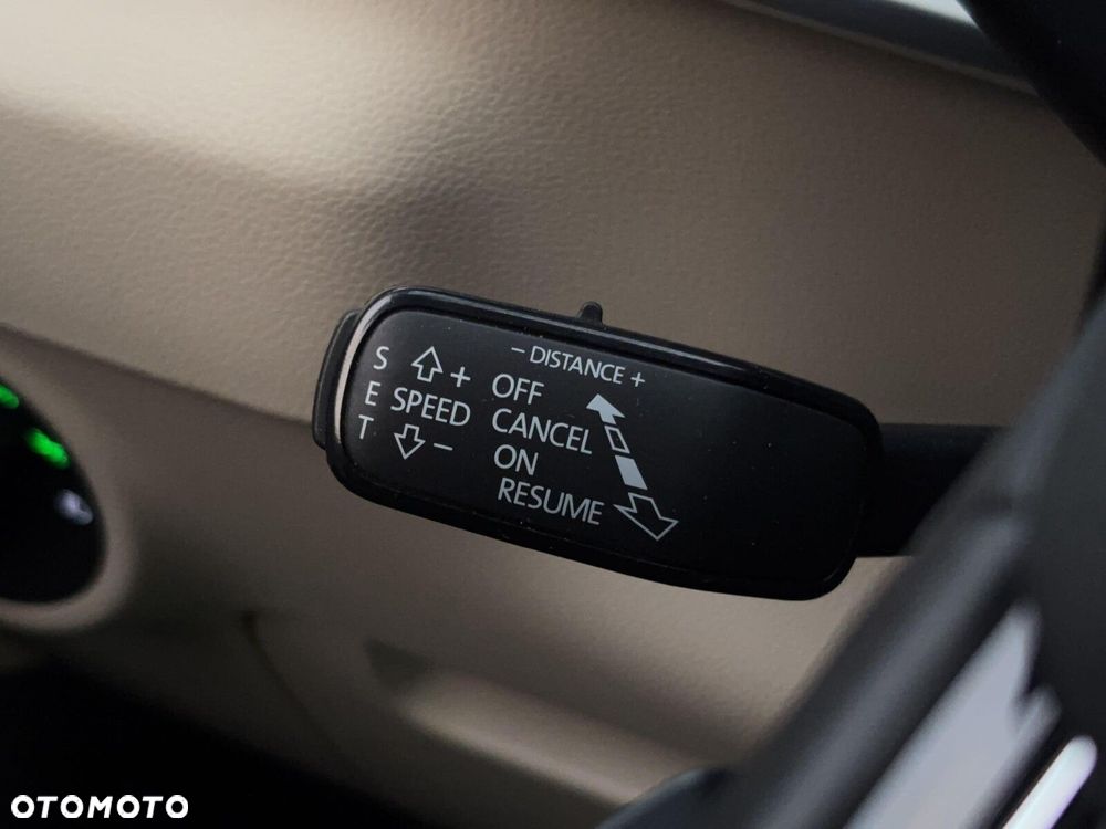 Skoda Karoq 2.0 TDI SCR 4x4 Style DSG - 22