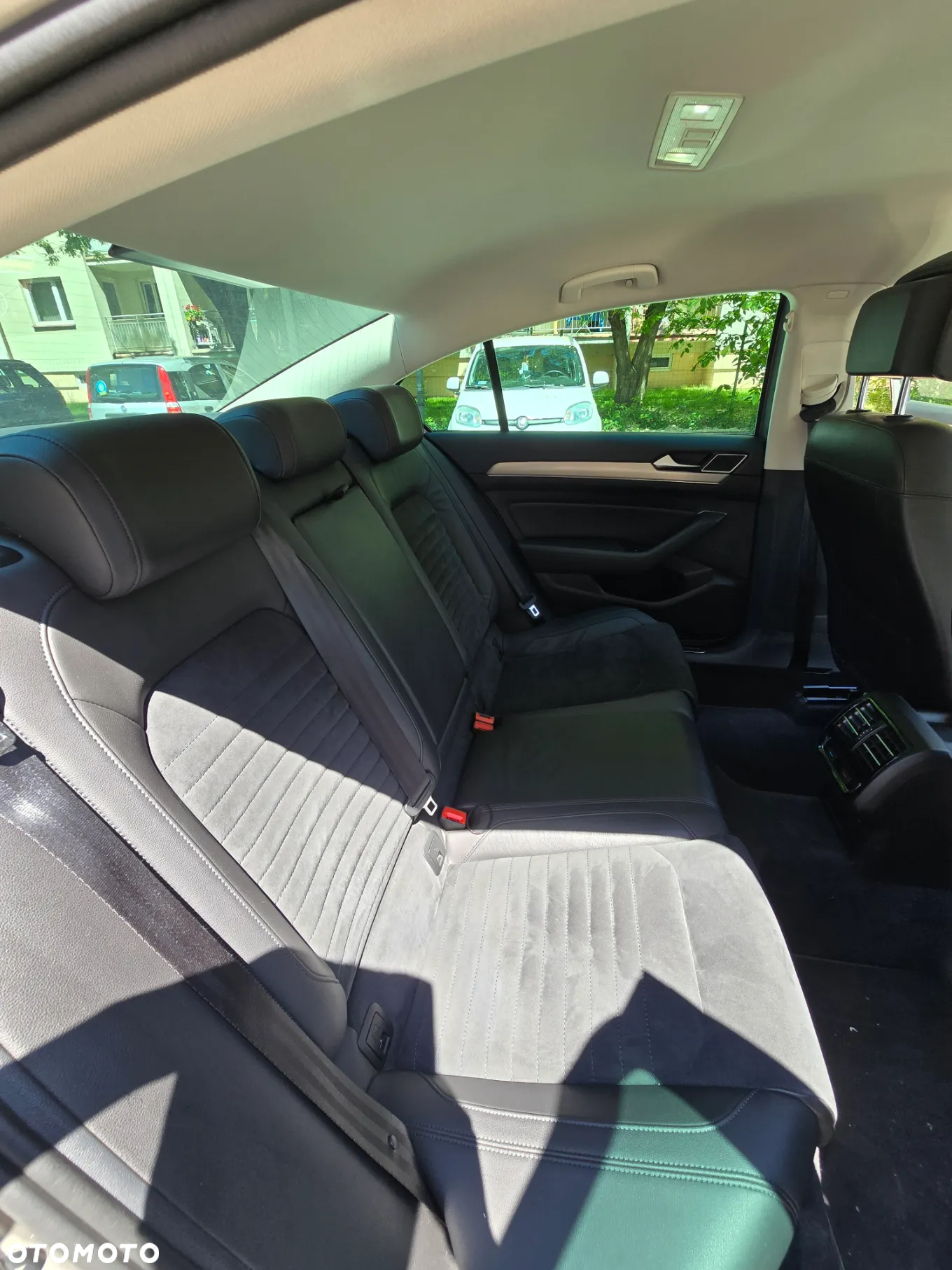 Volkswagen Passat 2.0 TDI BMT Highline - 12