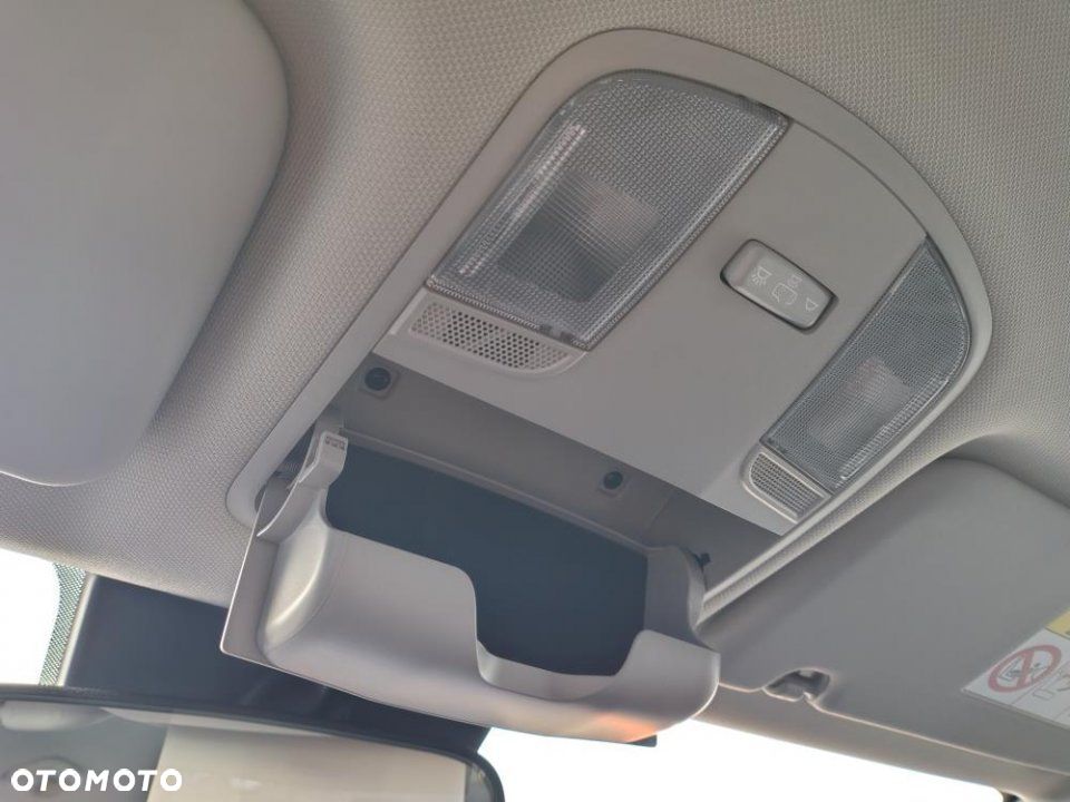 Hyundai i30 1.5 DPI Classic + - 36