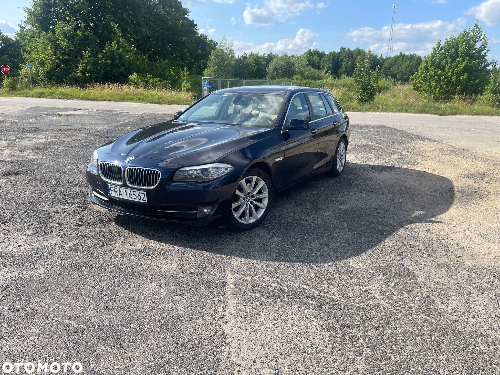 BMW Seria 5 520i Touring - 1