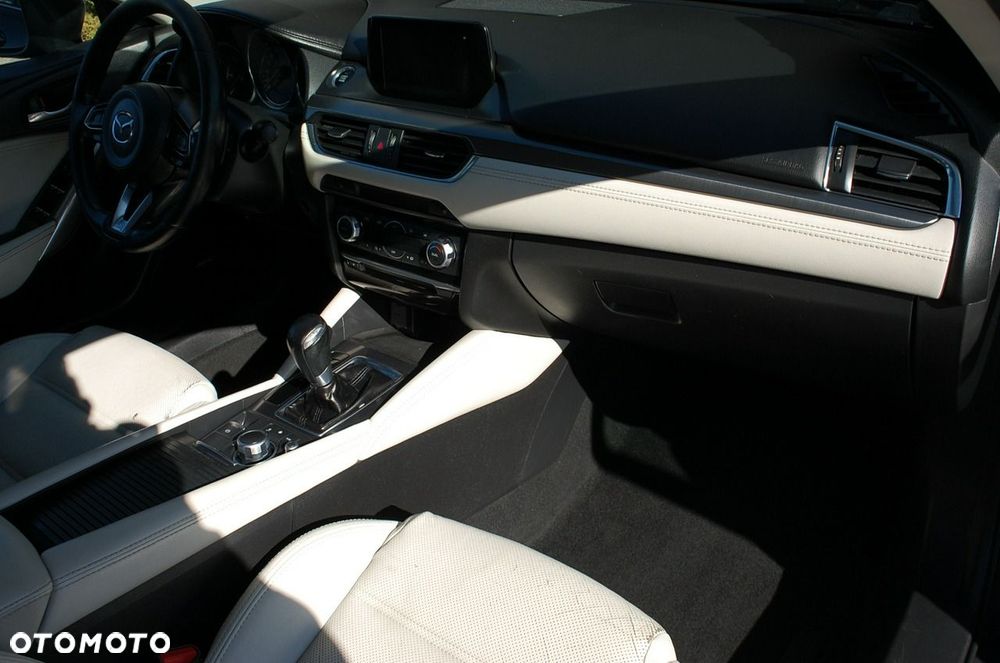 Mazda 6 - 19