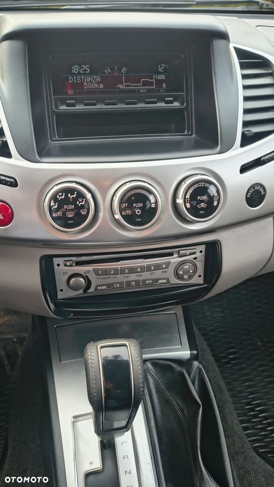 Mitsubishi L200 Pick Up 4x4 Autm DPF Instyle Double Cab - 12