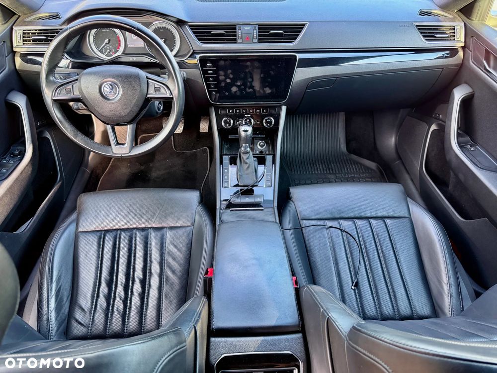 Skoda Superb 2.0 TSI 4x4 L&K DSG - 16