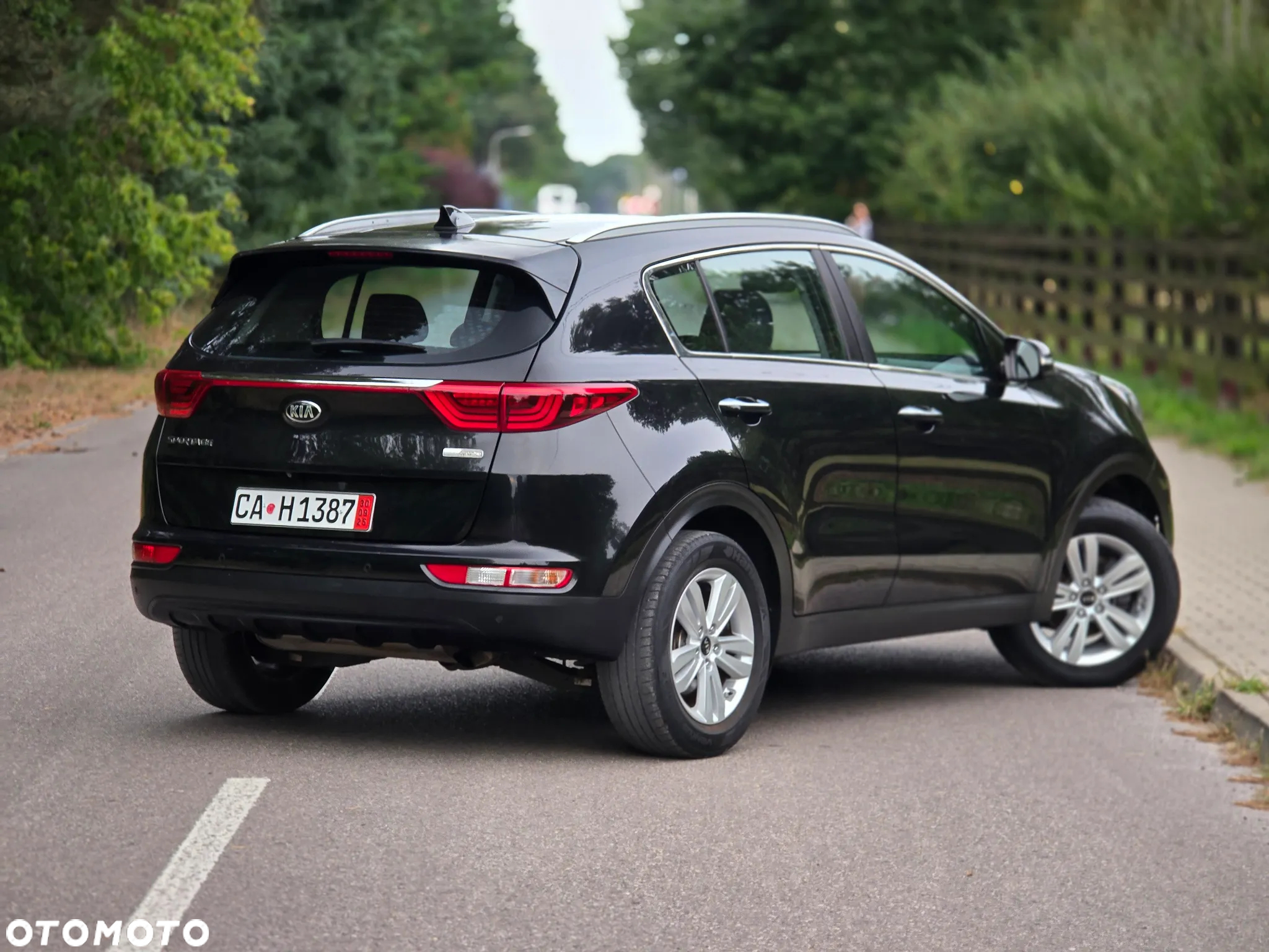 Kia Sportage 1.7 CRDI 2WD Dream-Team Edition - 3