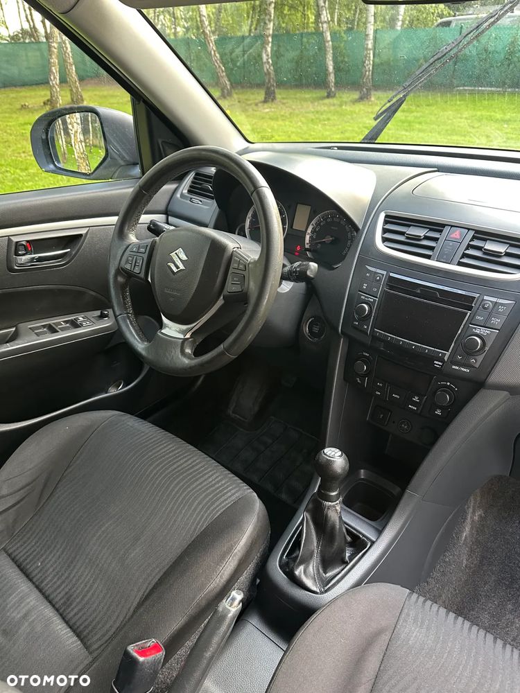 Suzuki Swift - 7