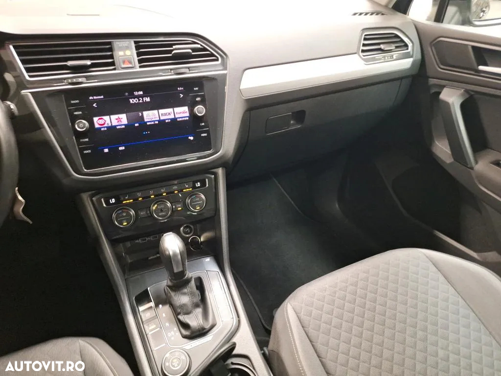 Volkswagen Tiguan 2.0 TDI 4Mot DSG Comfortline - 6