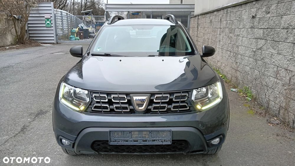 Dacia Duster 1.3 TCe FAP Essential - 3