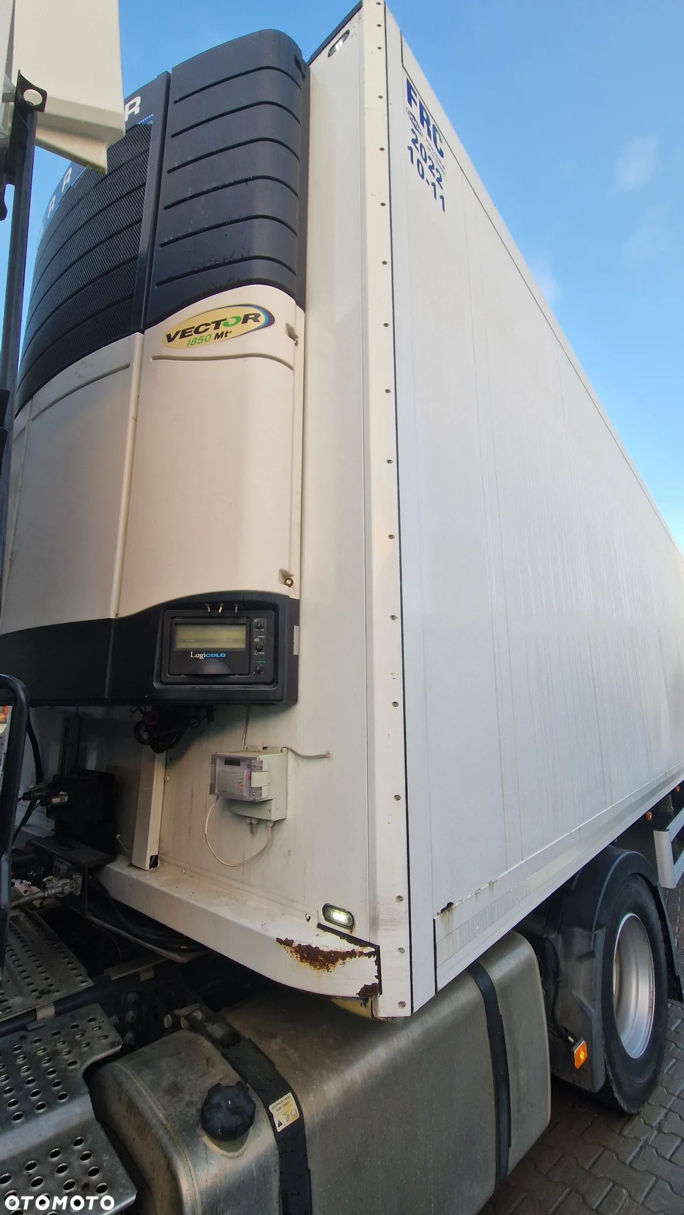 Schmitz Cargobull 79000 netto / Multitemp. Doppelstock CARIER VECTOR 1850 Mt - 1