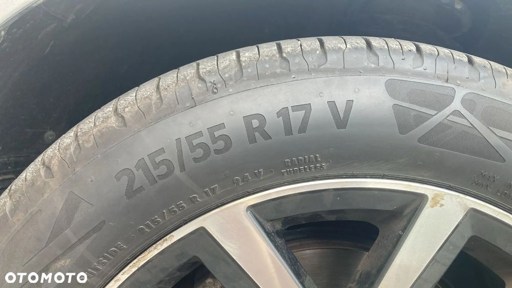 Volkswagen Passat Variant 2.0 TDI EVO Elegance DSG - 30